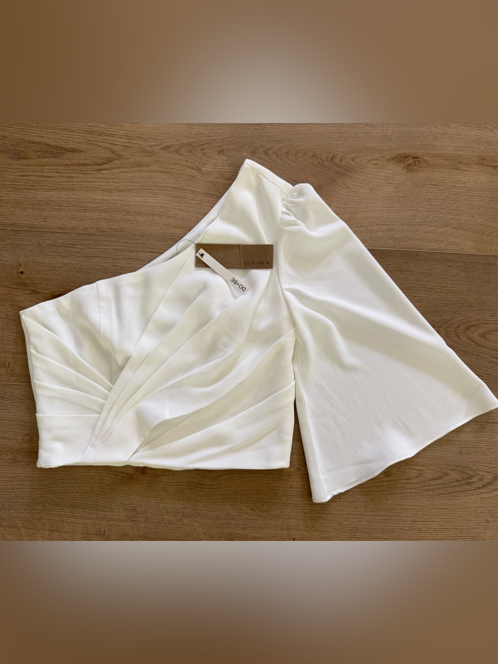 DO+BE One Shoulder Draped Bell Sleeve Crop Top White NWT Size Small
